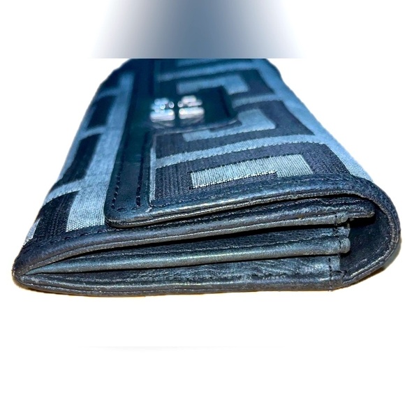 Givenchy Monogram Women’s Long Canvas Wallet, Black/Gray Monogram - Picture 5 of 11